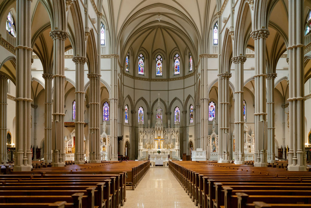 large pittsburgh catholic church